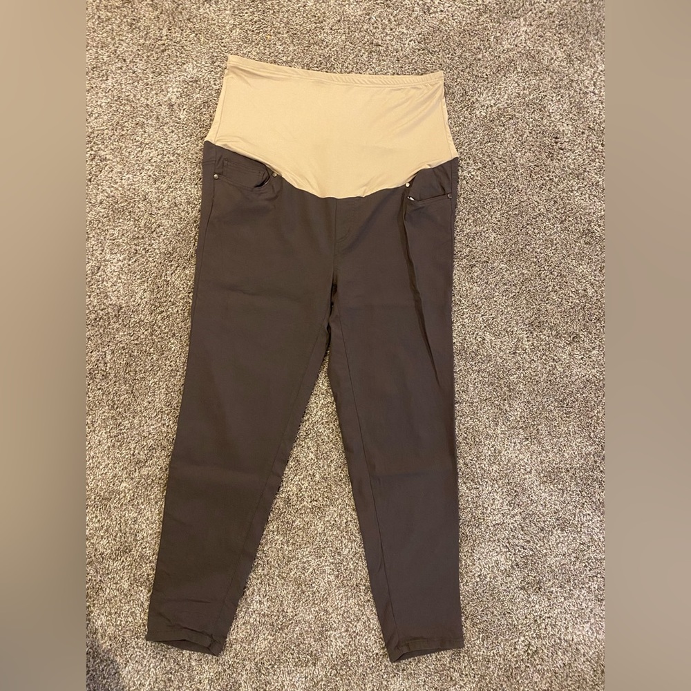 Maternity pants 2xl- gently worn